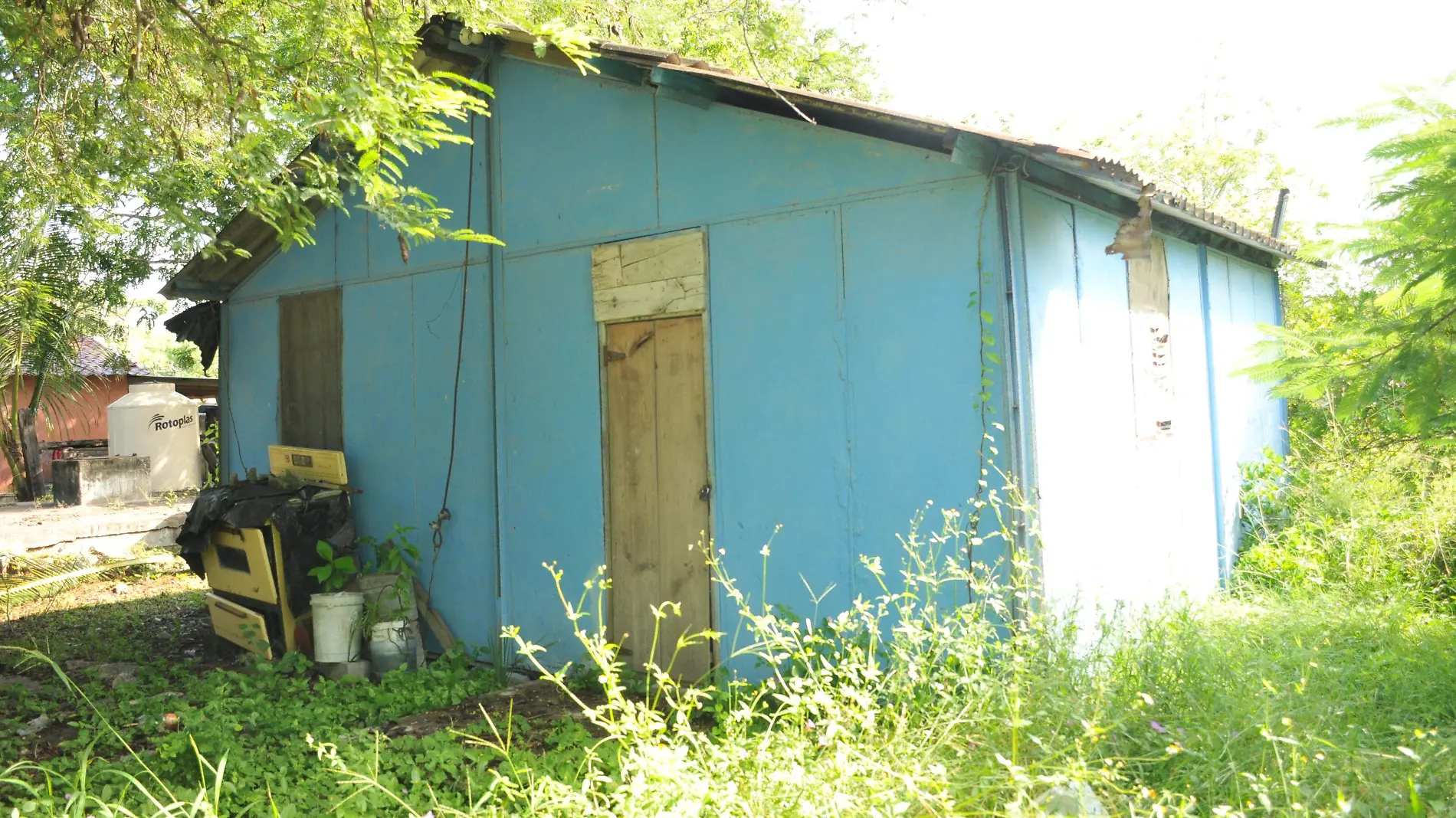 Estas eran las casetas originales donde habitaban los trabajadores del ferrocarril en Estación Pedernales 